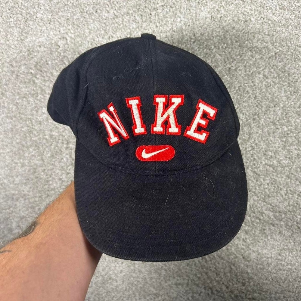 Vintage 90s Nike wool arch script sportswear retro SnapBack hat cap